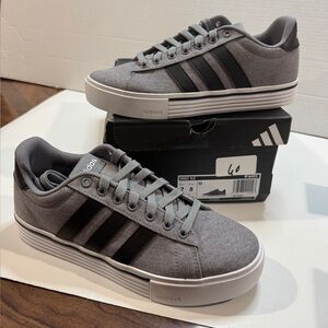 Adidas Women’s 8, Daily 4.0, NIB